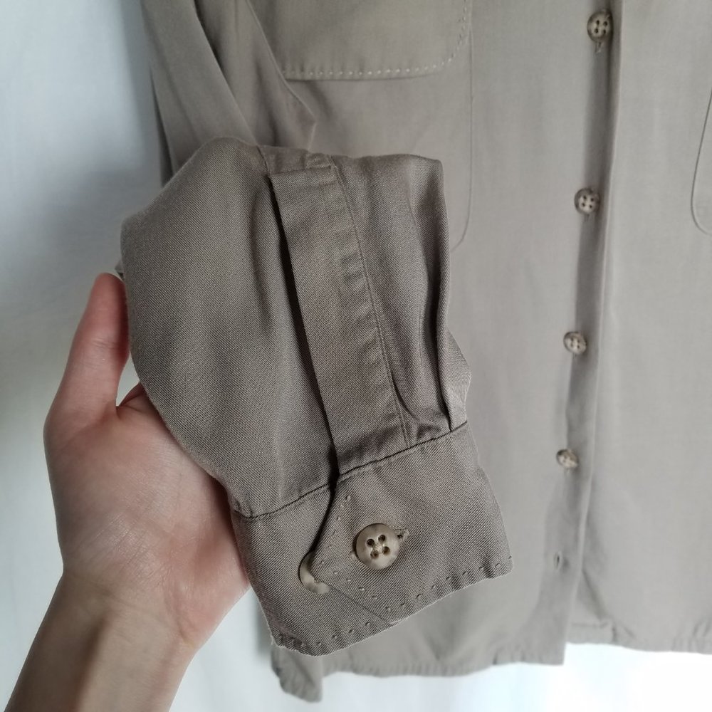 Vintage | Banana Republic Women's Chanteuse Shirt - Picture 9 of 16